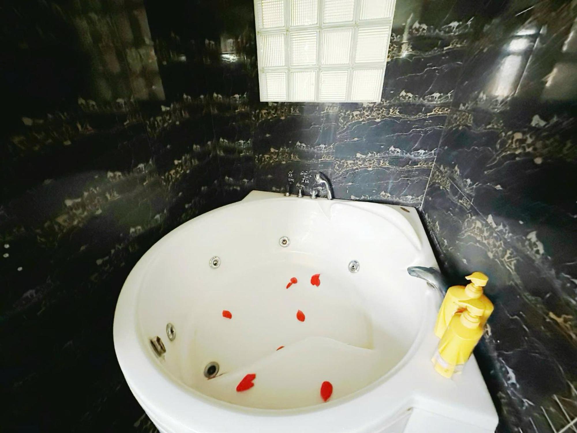 H79 Hotel Thành Pho Ho Chí Minh Esterno foto